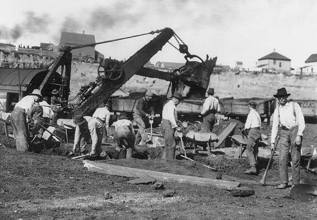 Файл:Miners at Mesabi Range.jpg