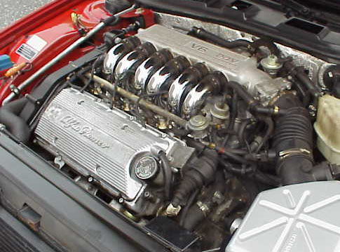 Файл:Alfa164 DOHC24V Engine.jpg