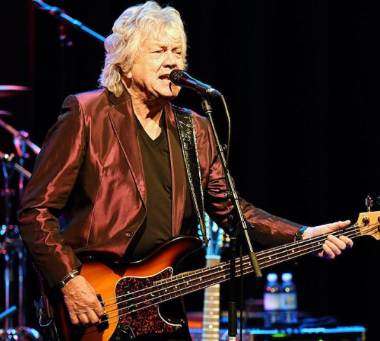 Файл:John Lodge 2019.png
