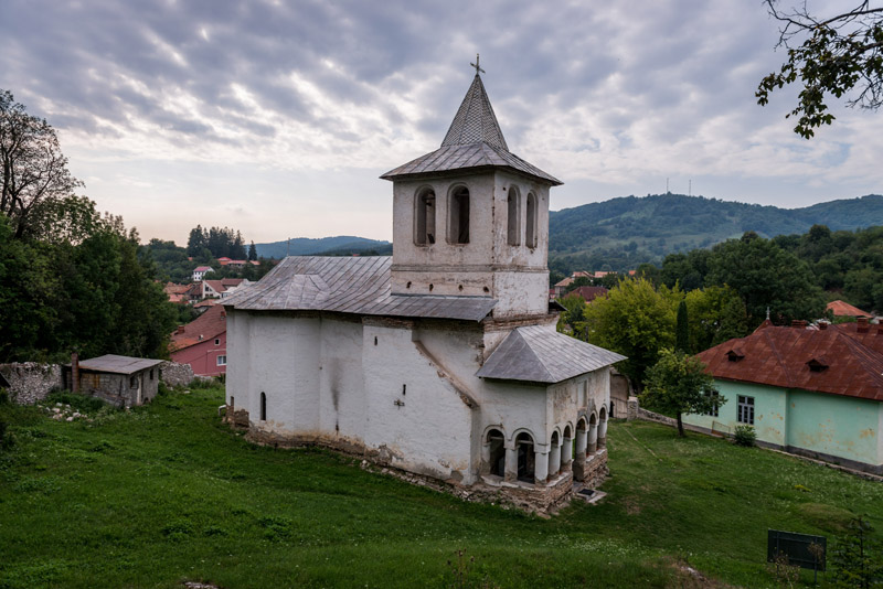 Файл:Baia de Aramă Monastery - Ext4.jpg