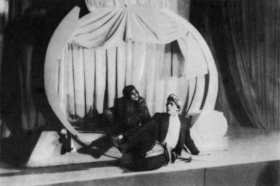 Файл:Princess Turandot - 1922 - Adelma and Kalaf.jpg