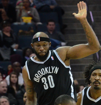 Файл:Reggie Evans Nets.jpg