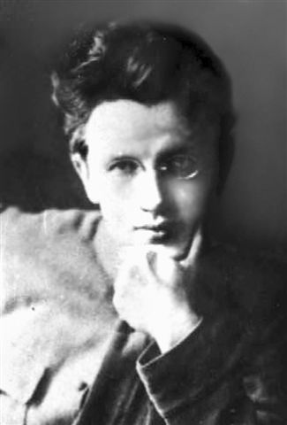 Файл:Tolmachyov.jpg
