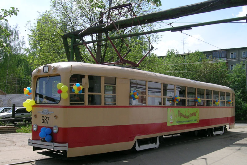 Файл:Lm49 schooltram.jpg