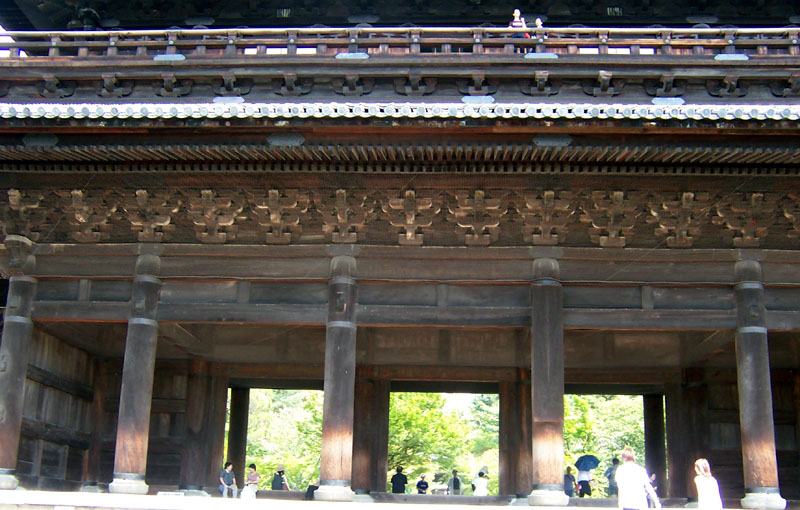 Файл:Nanzenji - main gate.jpg