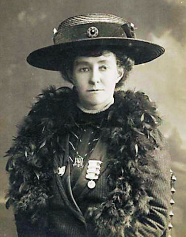 Файл:Emily Davison portrait.jpg