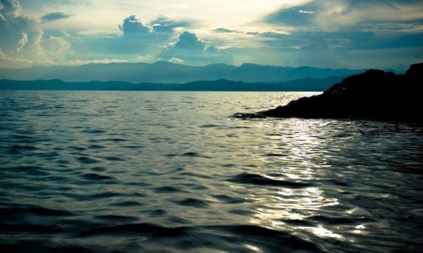 Файл:Lake Kivu.jpg
