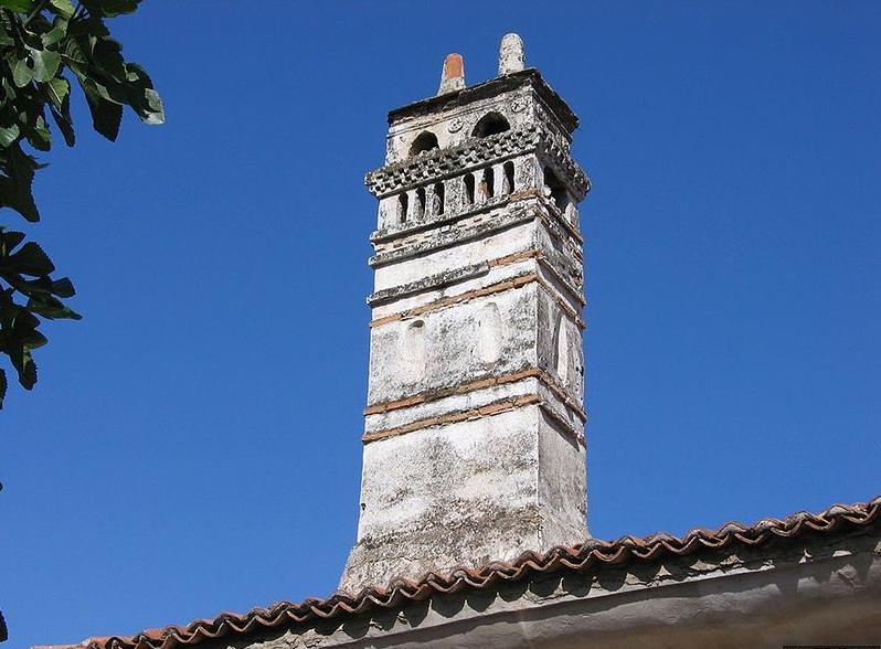 Файл:Typical chimney Milas Turkey.jpg