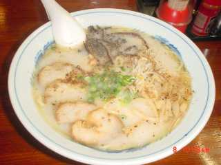 Файл:Kumamoto ramen.jpg