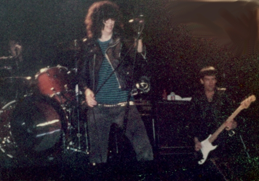 Файл:Ramones 1983 b.jpg