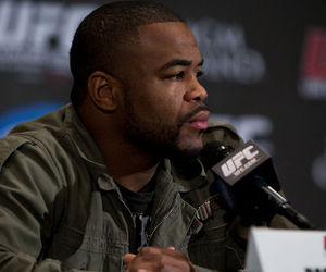 Файл:UFC 145 press conference.jpg