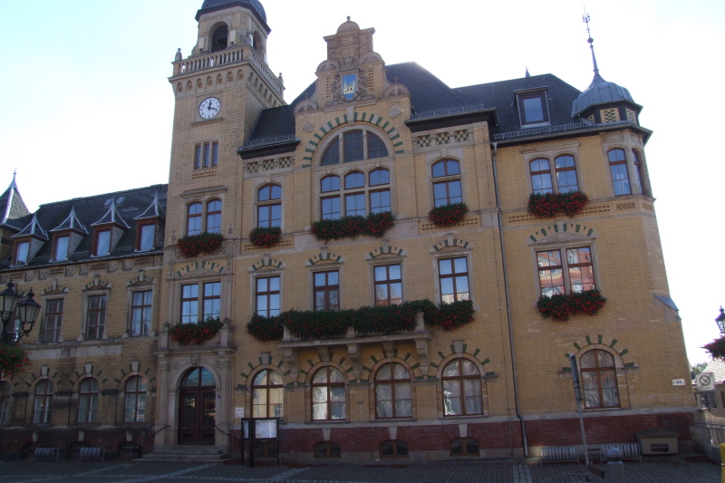 Файл:Bad Lausick Rathaus.jpg