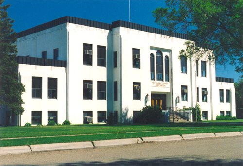 Файл:Roosevelt County MT Courthouse.jpg