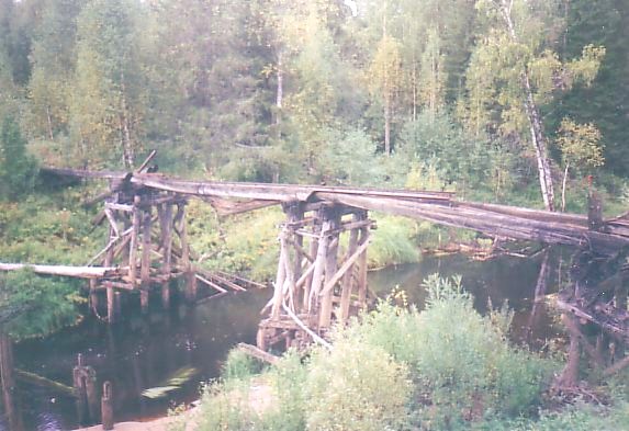 Файл:Yortym River, Old Bridge.jpg