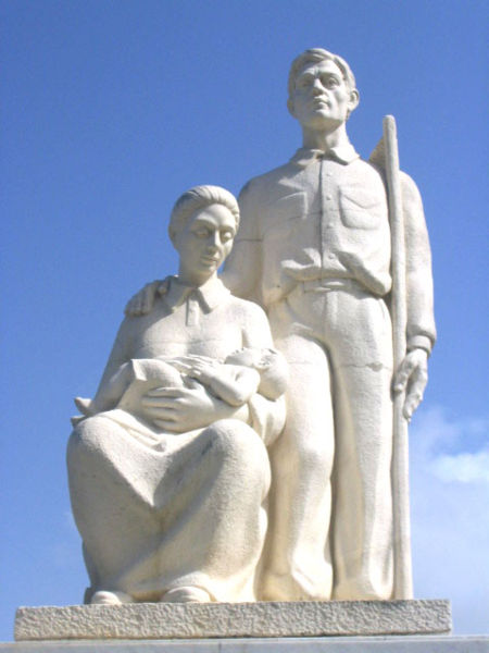 Файл:Jibaro Monument.jpg