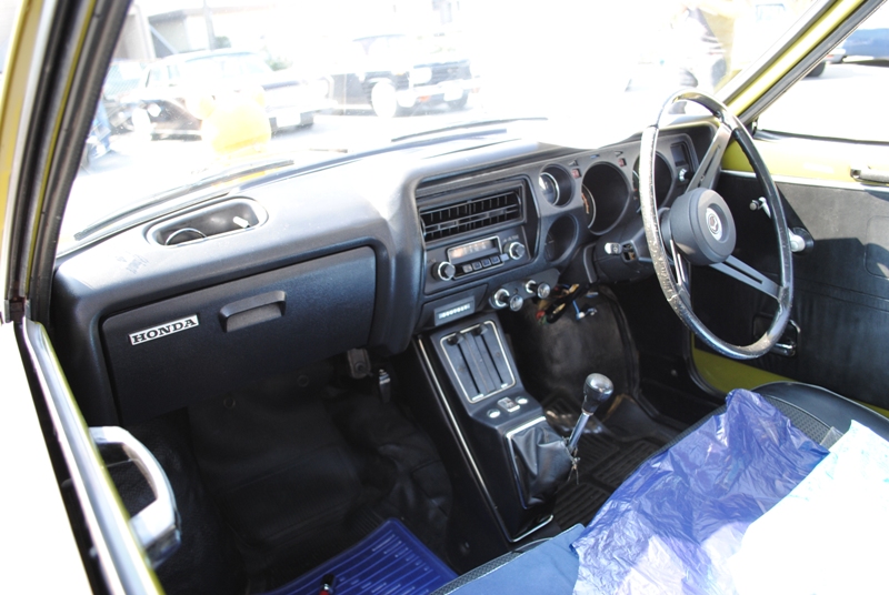 Файл:HondaZ360interior.jpg