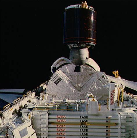 Файл:STS-61-B Morelos-B deployment.jpg