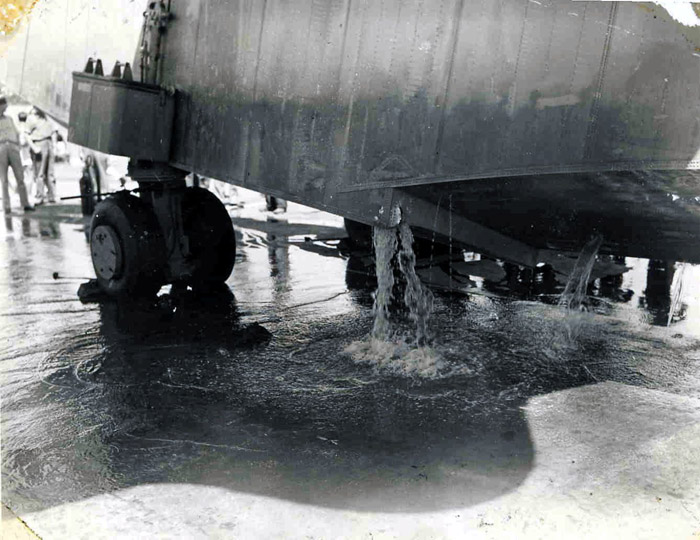 Файл:U-161 Treffer.jpg