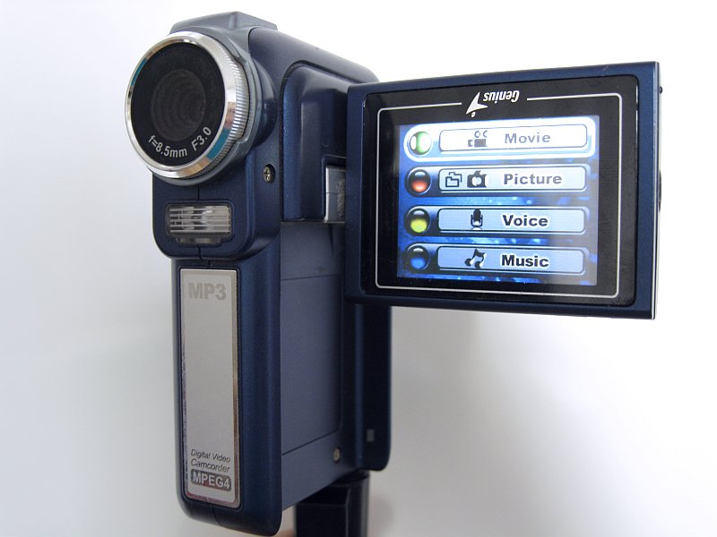 Файл:Genius G-Shot DV610.jpg
