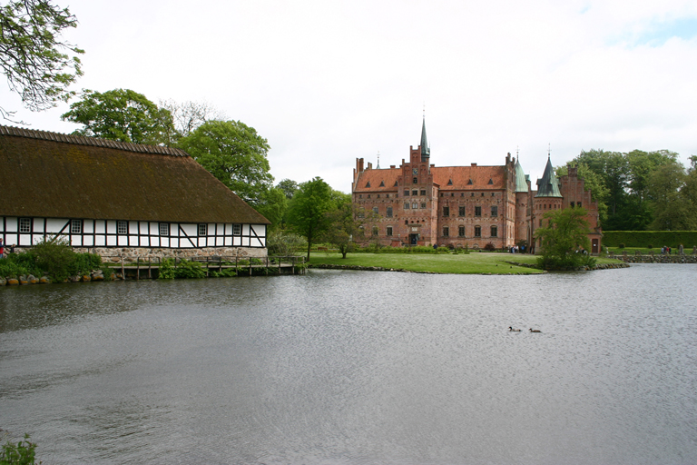 Файл:Egeskov Slot A1.jpg
