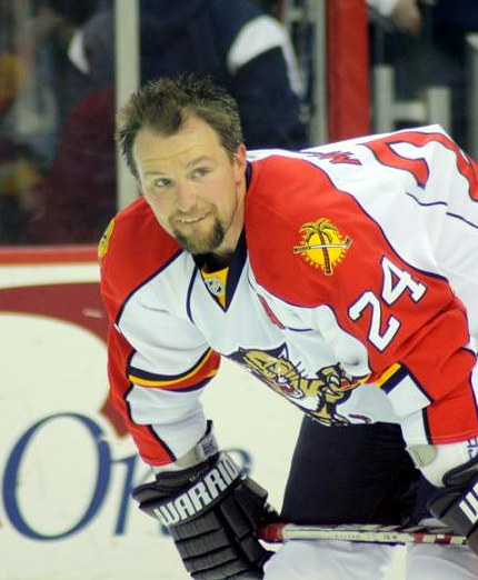 Файл:Bryan McCabe.jpg