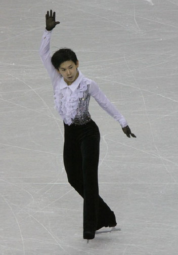 Файл:Denis TEN Four Continents Championships 2009.jpg