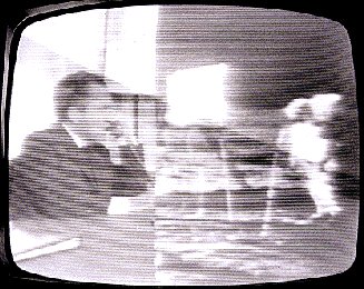 Файл:Nixon Telephones Armstrong on the Moon - GPN-2000-001672.jpg