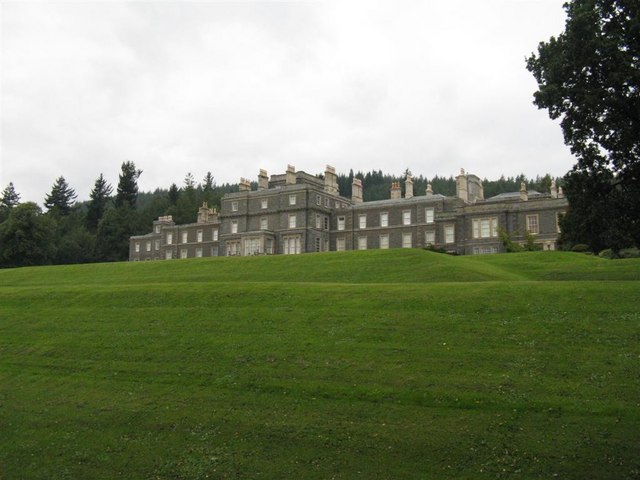 Файл:Bowhill House - geograph.org.uk - 982777.jpg