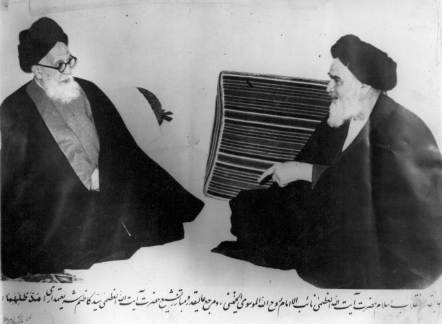 Файл:Shariatmadari and Khomeini.jpg