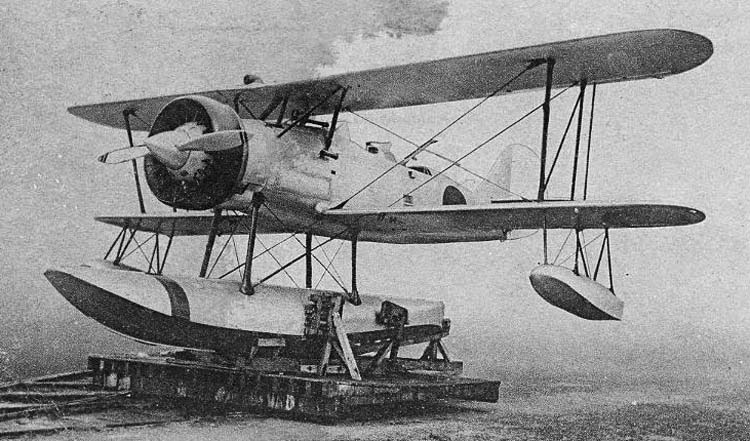 Файл:Aircraft Aichi E8A.jpg