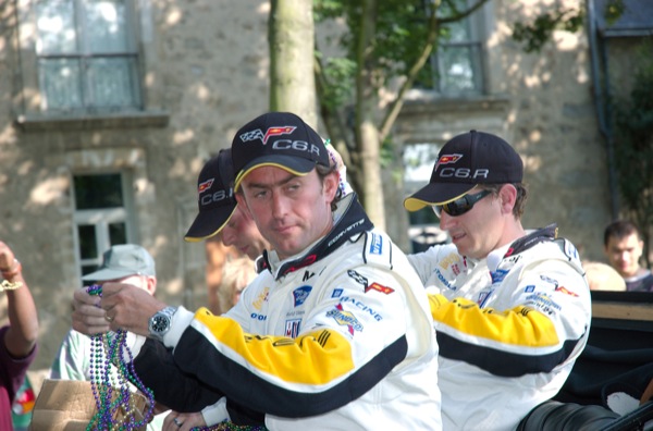 Файл:06LM 64VetteDrivers.jpg