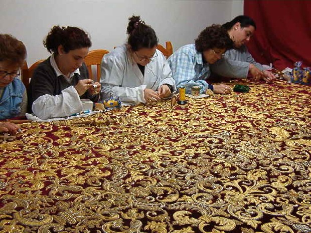 Файл:Spanjebroderie.jpg