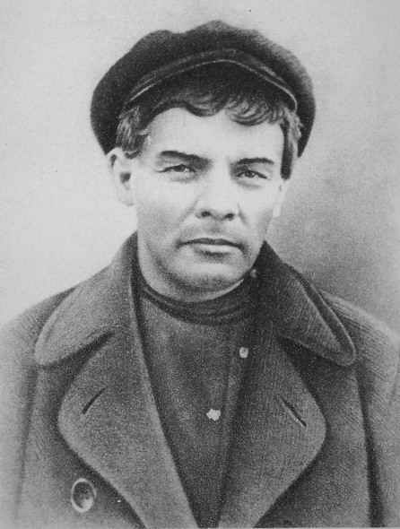 Файл:Lenin-last-underground, 1917.jpg