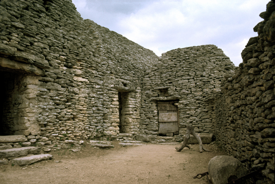 Файл:Gordes groupe VI.jpg