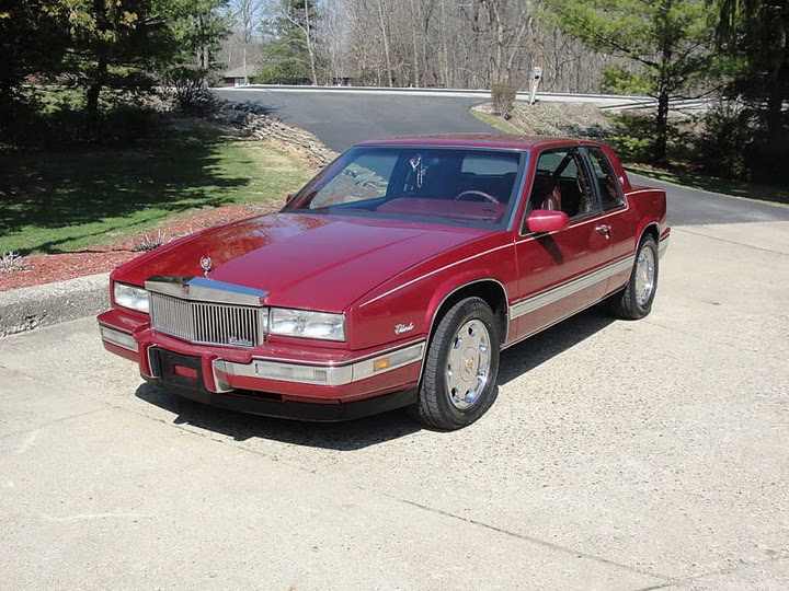 Файл:Cadillac Eldorado (86-91), front left.jpg