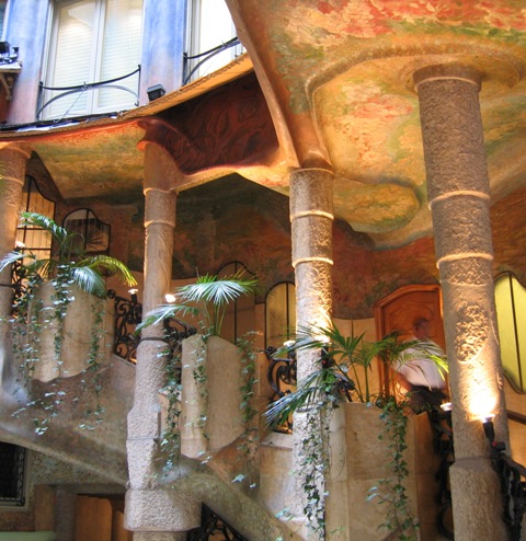 Файл:Gaudi p1.jpg