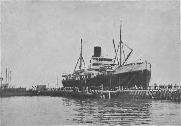 Файл:SS Kentucky w Gdyni.jpg