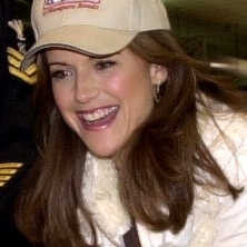 Файл:Kelly Preston (square).jpg