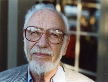 Файл:David Gale.jpg