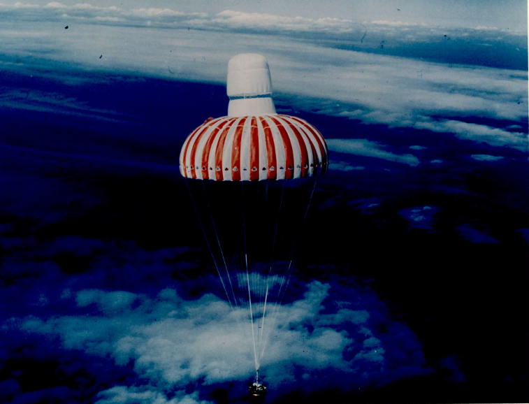 Файл:HEXAGON Re-entry vehicle.png