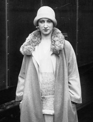 Файл:Roberte Cusey 1927.jpg