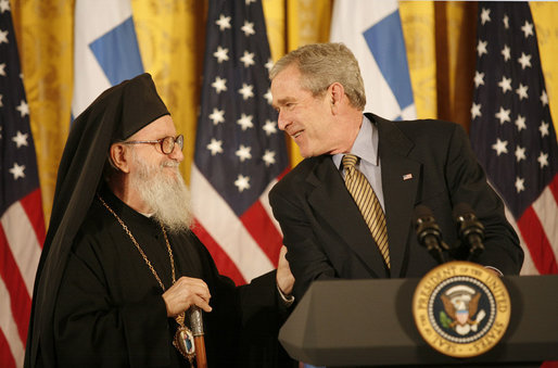Файл:Archbishop Demetrios & POTUS GWBush, 2007March23.jpg