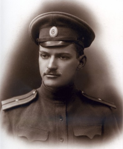 Файл:Arnold Indrikson.jpg