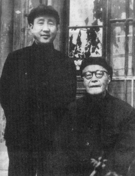 Файл:Gu Jiegang and Liu Qiyu.jpg