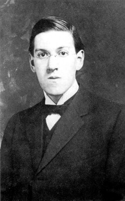 Файл:Howard Phillips Lovecraft in 1915 (2).jpg