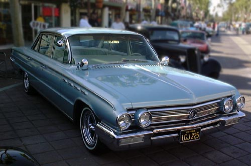 Файл:1962 Buick Electra 225.jpg