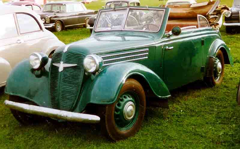 Файл:Adler 2 Liter Cabriolet 1939.jpg