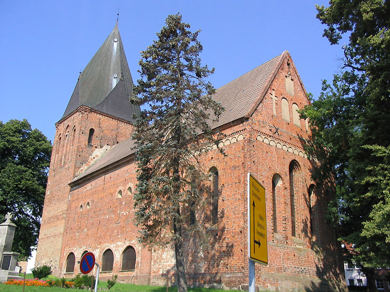 Файл:Marlow Kirche 1.jpg