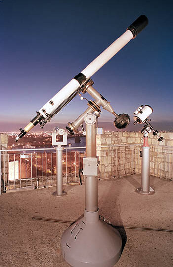 Файл:Popular Observatory in Belgrade's instruments.jpg