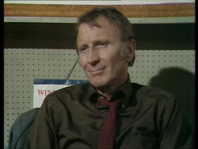 Файл:Alfred Burke.jpg